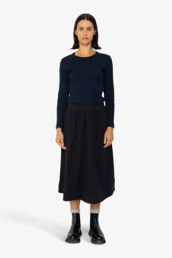 Full Seam Skirt - Black Small Basket Weave